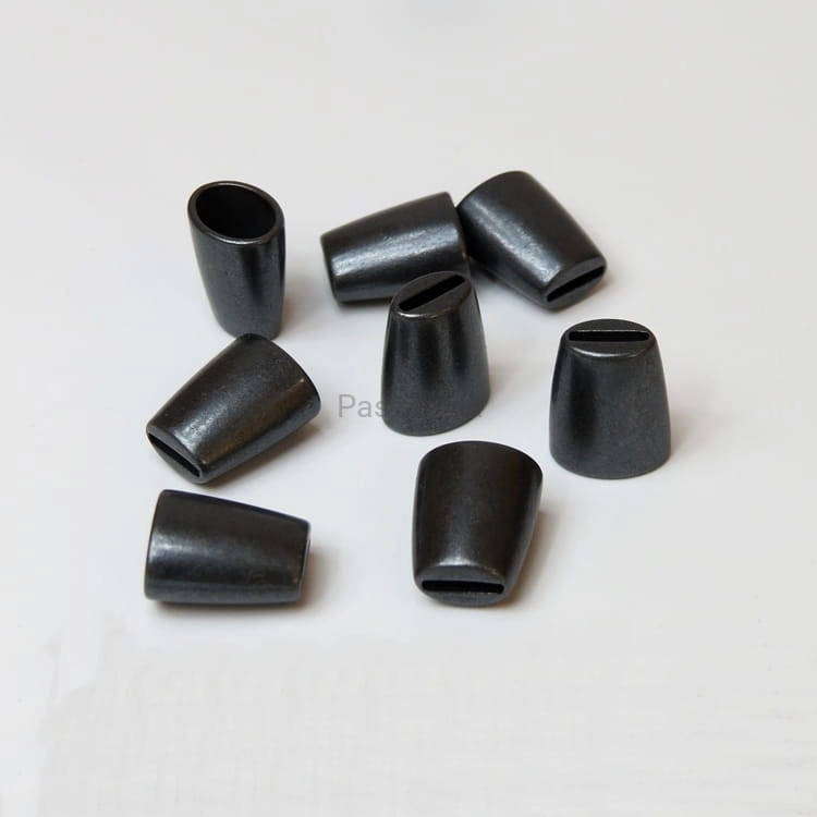 Końcówka metalowa czarny 7 mm x 5 mm
