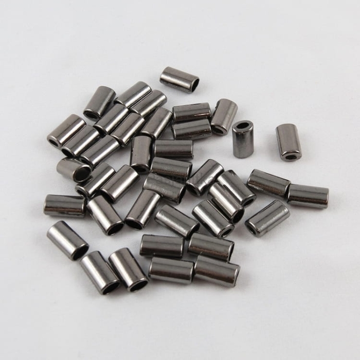Końcówki metalowe 8 x 14 mm, czarny