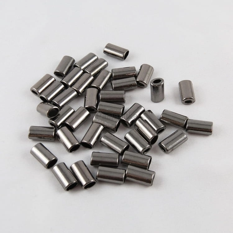 Końcówki metalowe 8 x 14 mm, czarny