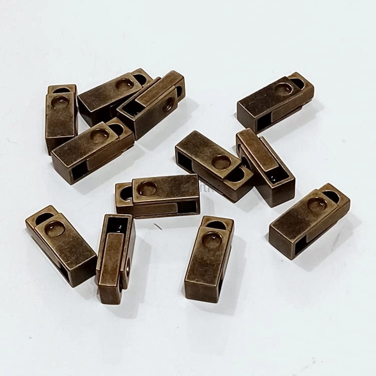 Stoper / Końcówka metalowy /2,3 cm x 9 mm/4mm/ stare złoto