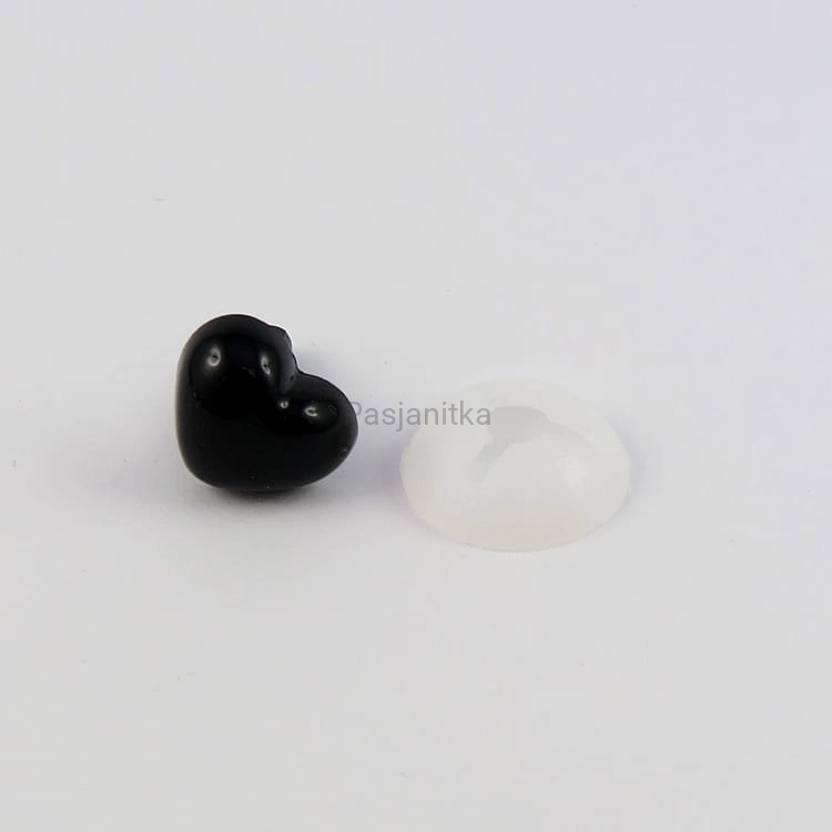 Nos czarne serduszko 15 x 16 mm