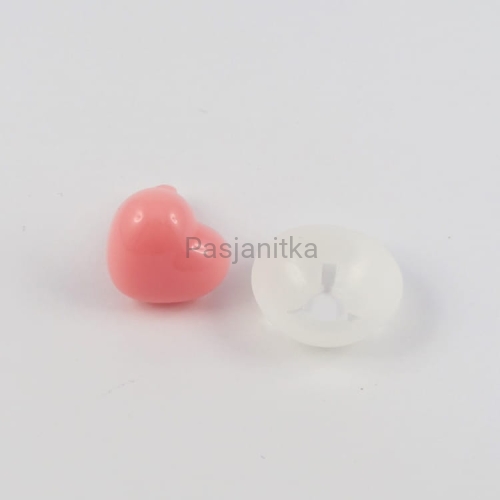 Nos różowy serduszko 15 x 16 mm