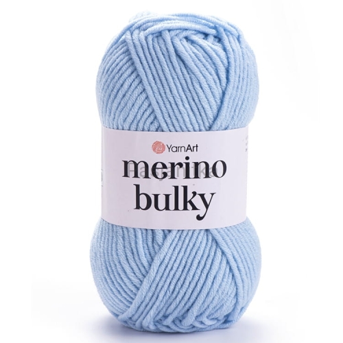 Włóczka Merino Bulky 215 jasny niebieski