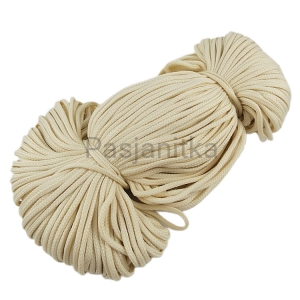 Sznurek poliestrowy 4 mm półpłaski / ecru