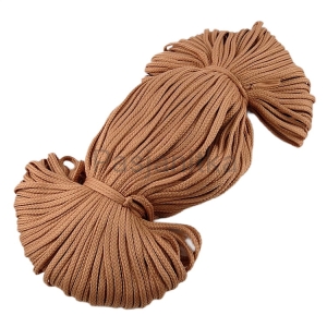 Sznurek poliestrowy 4 mm półpłaski / karmel