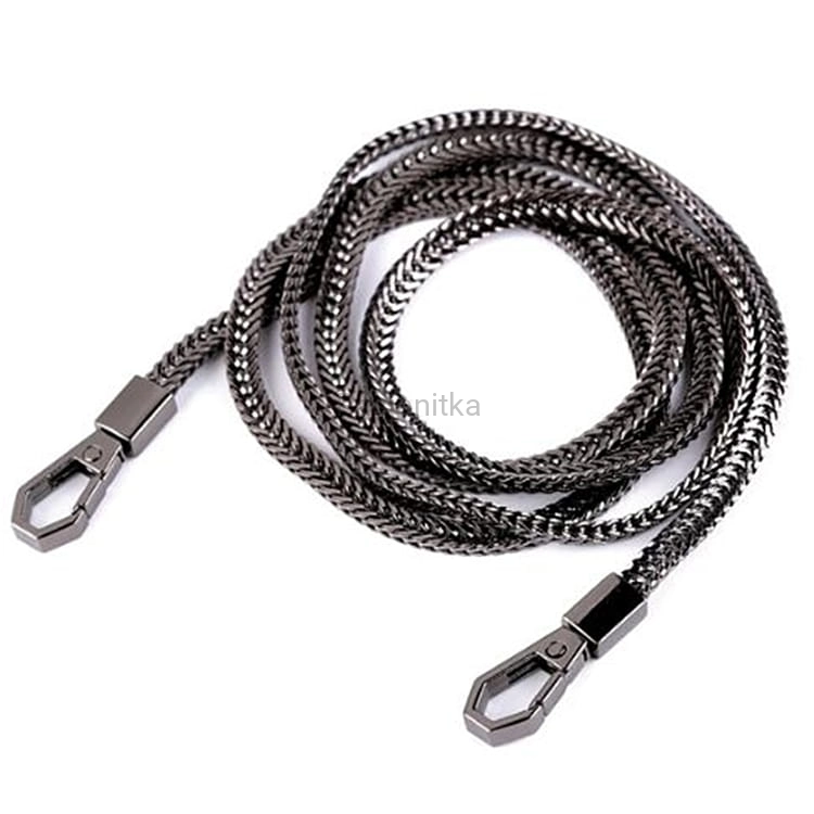 Łańcuszek 120 cm z karabińczykami / czarny