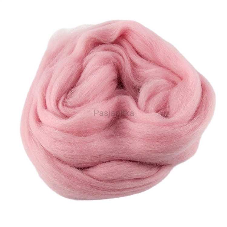 Wełna czesankowa 50 g / jasny róż