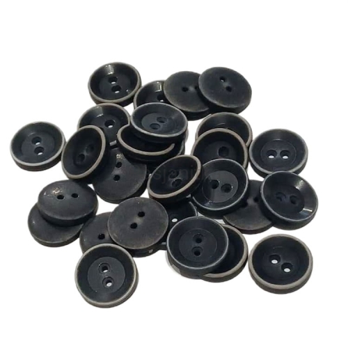 Guziki plastikowe nr 384 / 1,8 cm / 10 szt